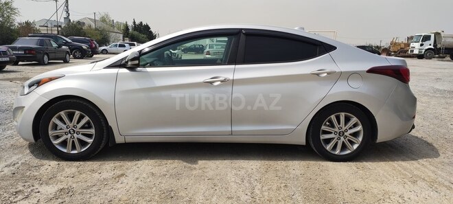 Hyundai Elantra 2015, 209,215 km - 1.8 l - Bakı