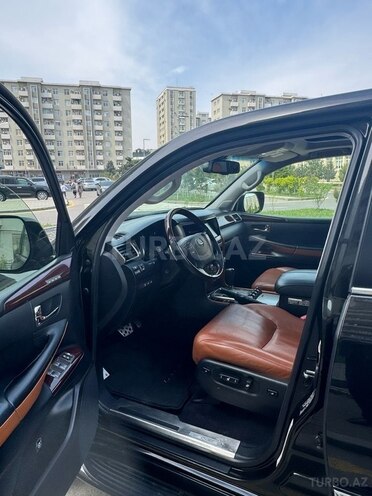 Lexus LX 570 2014, 170,000 km - 5.7 l - Bakı