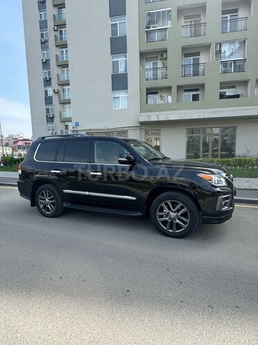 Lexus LX 570 2014, 170,000 km - 5.7 l - Bakı