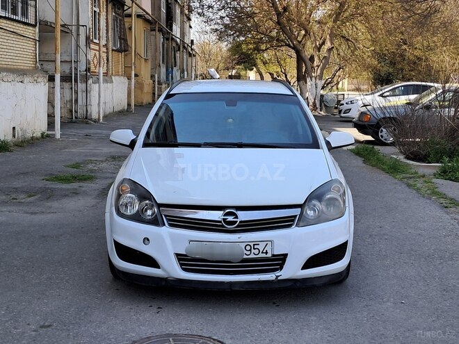 Opel Astra 2009, 236,000 km - 1.3 l - Bakı