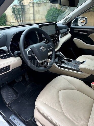Toyota Highlander 2024, 2,500 km - 2.5 л - Bakı