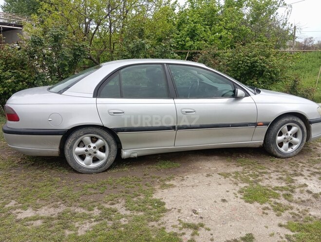 Opel Omega 1998, 298,126 km - 2.0 л - Şabran
