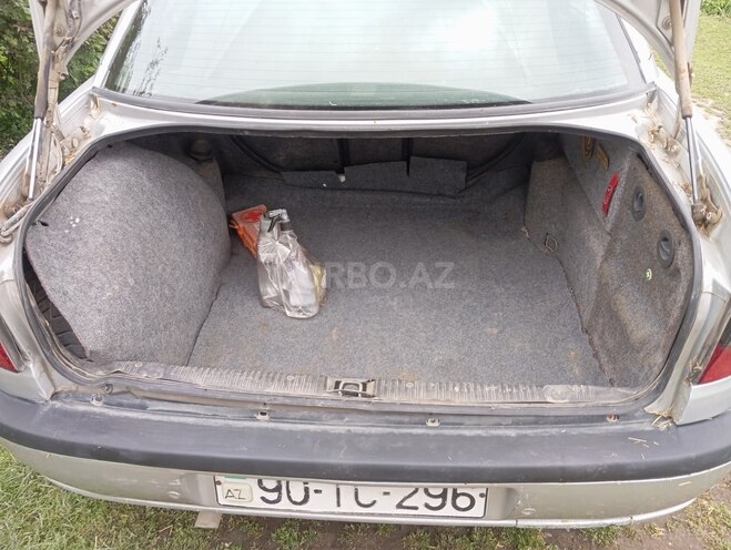 Opel Omega 1998, 298,126 km - 2.0 л - Şabran