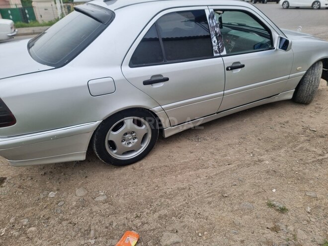 Mercedes C 200 d 1995, 157,638 km - 2.0 л - Ağdam