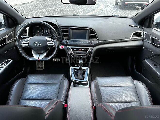 Hyundai Elantra 2018, 62,600 km - 1.6 l - Bakı