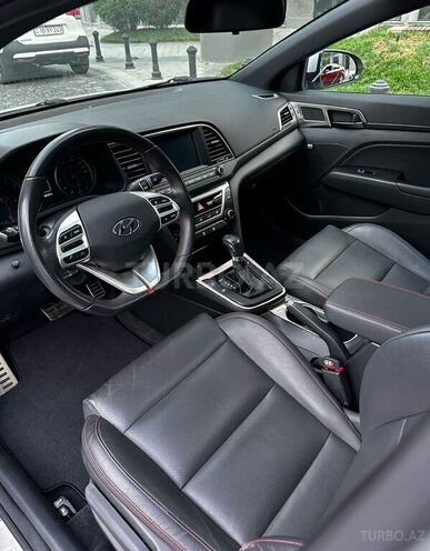 Hyundai Elantra 2018, 62,600 km - 1.6 l - Bakı
