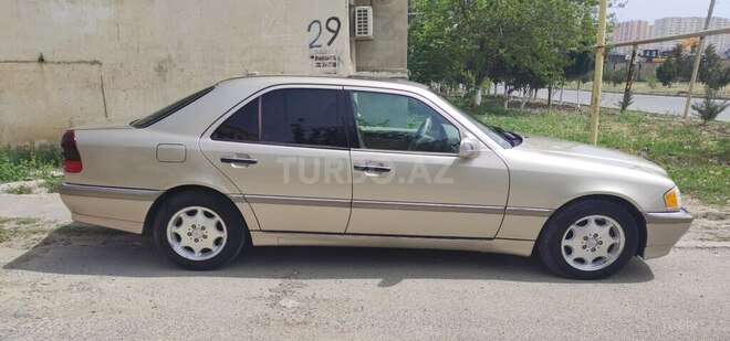 Mercedes C 230 2000, 300,000 km - 2.3 l - Sumqayıt