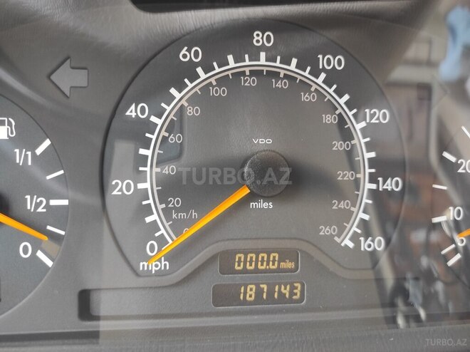 Mercedes C 230 2000, 300,000 km - 2.3 l - Sumqayıt