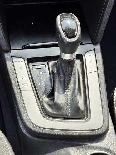 Hyundai Elantra 2017, 180,247 km - 2.0 l - Bakı