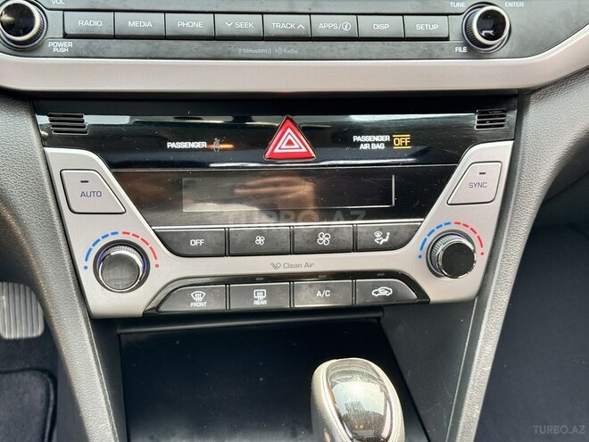 Hyundai Elantra 2017, 180,247 km - 2.0 l - Bakı