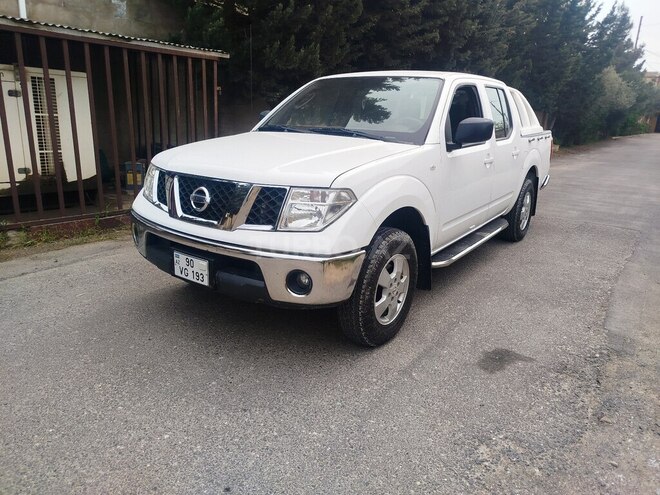 Nissan Navara 2012, 148,000 km - 2.5 l - Bakı
