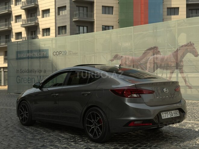 Hyundai Elantra 2019, 160,000 km - 2.0 л - Bakı