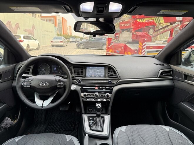 Hyundai Elantra 2019, 160,000 km - 2.0 л - Bakı