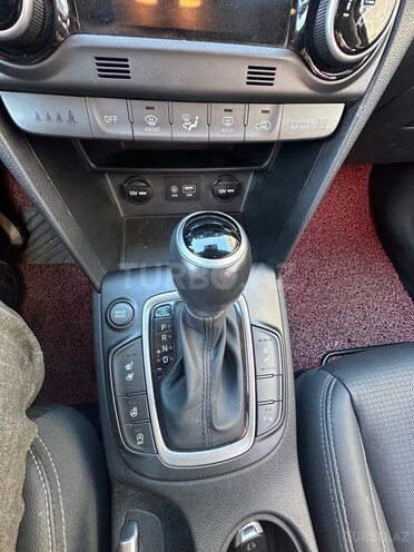 Hyundai Kona 2018, 89,000 km - 1.6 l - Bakı