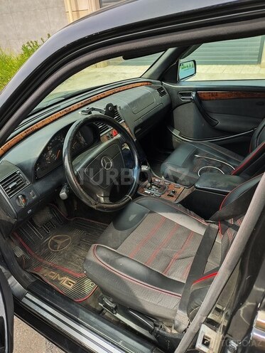 Mercedes C 220 d 1999, 266,249 km - 2.2 l - Bakı