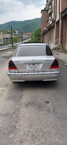 Mercedes C 200 1999, 269,896 km - 2.0 l - Zaqatala