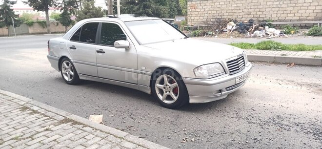 Mercedes C 200 1999, 269,896 km - 2.0 l - Zaqatala