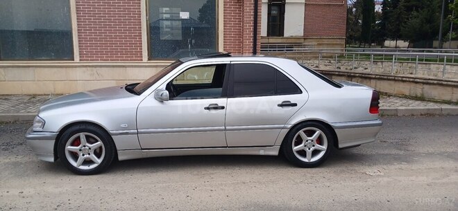Mercedes C 200 1999, 269,896 km - 2.0 l - Zaqatala