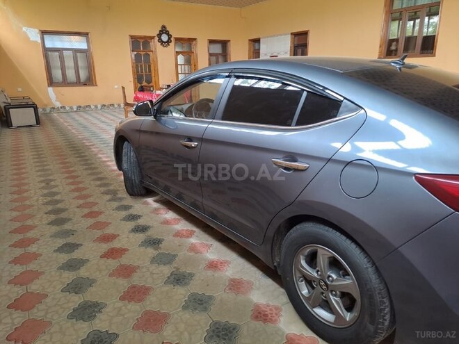 Hyundai Avante 2018, 132,264 km - 1.6 l - Ağstafa