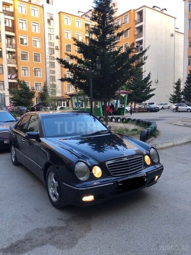 Mercedes E 220 d 1999, 428,000 km - 2.2 l - Bakı