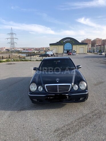Mercedes E 220 d 1999, 428,000 km - 2.2 l - Bakı