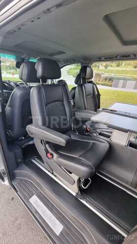 Mercedes Viano-8
