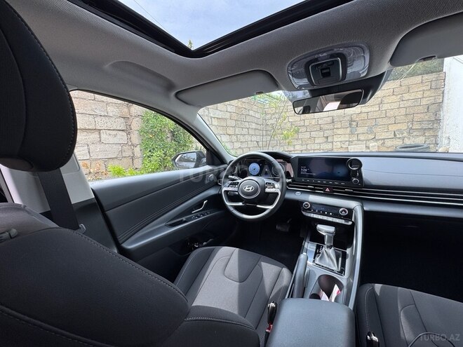 Hyundai Elantra 2024, 17,000 km - 1.6 л - Bakı