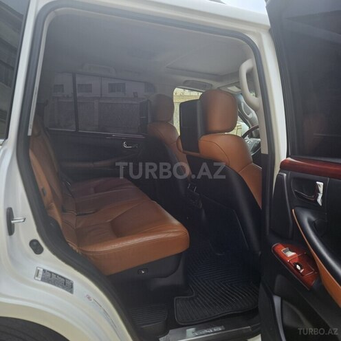 Lexus LX 570-4