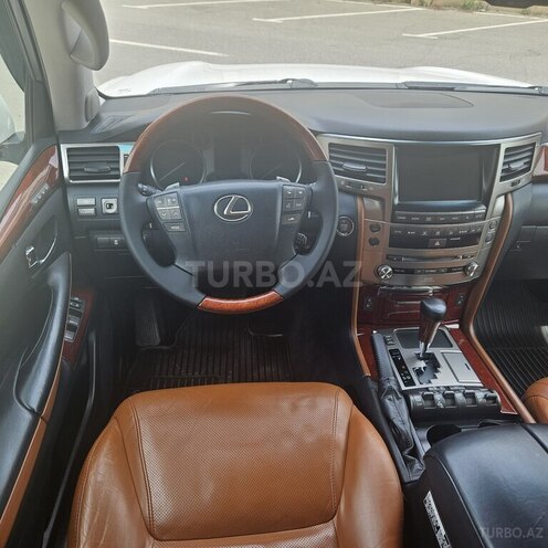 Lexus LX 570-9