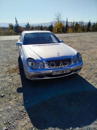 Mercedes E 270 2002, 268,000 km - 2.7 l - Bakı