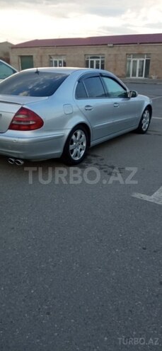Mercedes E 270 2002, 268,000 km - 2.7 l - Bakı