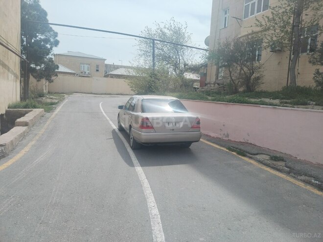 Mercedes C 230 1997, 356,458 km - 2.3 l - Bakı