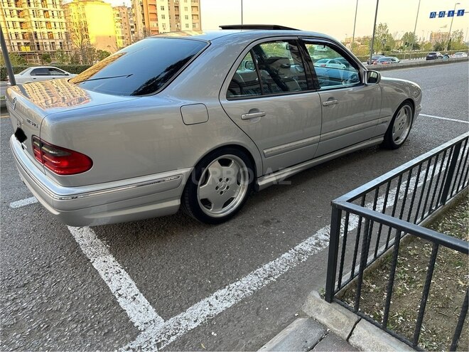 Mercedes E 320 2000, 195,000 km - 3.2 l - Bakı