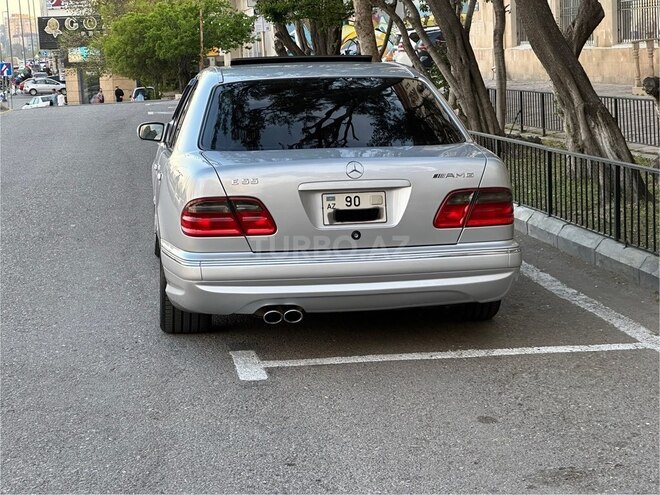 Mercedes E 320 2000, 195,000 km - 3.2 l - Bakı