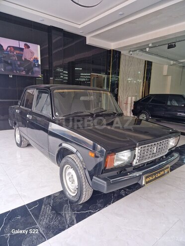 LADA (VAZ) 2107-2