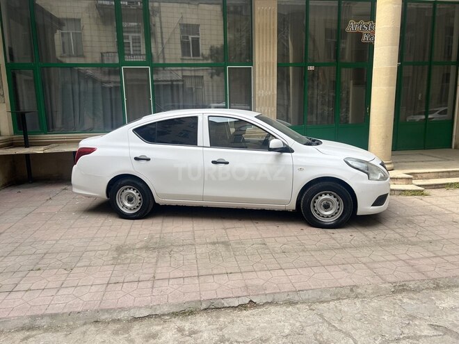 Nissan Sunny 2014, 210,000 km - 1.5 l - Bakı