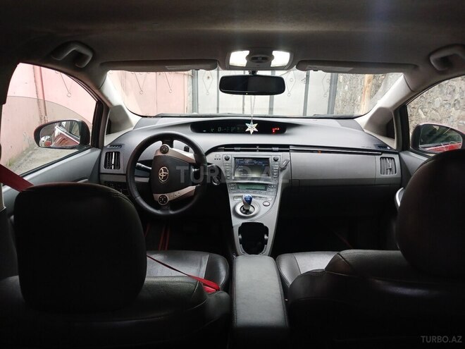 Toyota Prius 2010, 310,000 km - 1.8 l - Şəki
