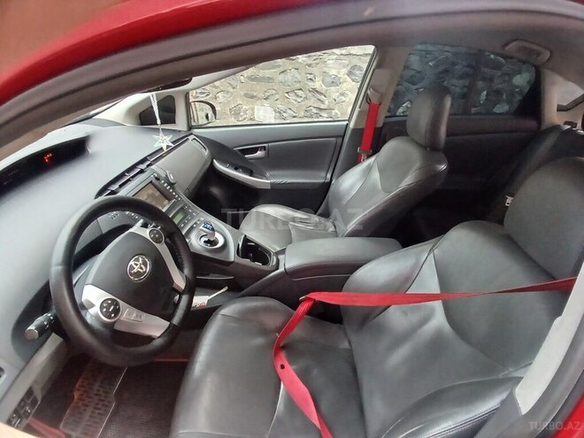 Toyota Prius 2010, 310,000 km - 1.8 l - Şəki
