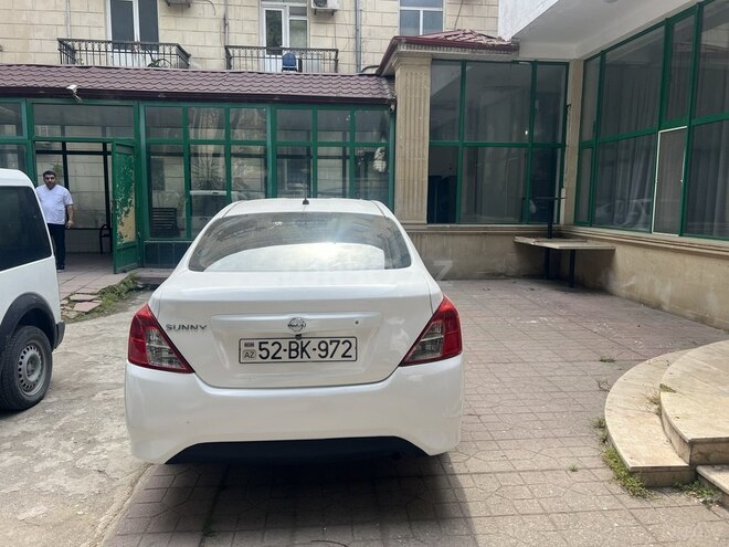 Nissan Sunny 2014, 210,000 km - 1.5 l - Bakı