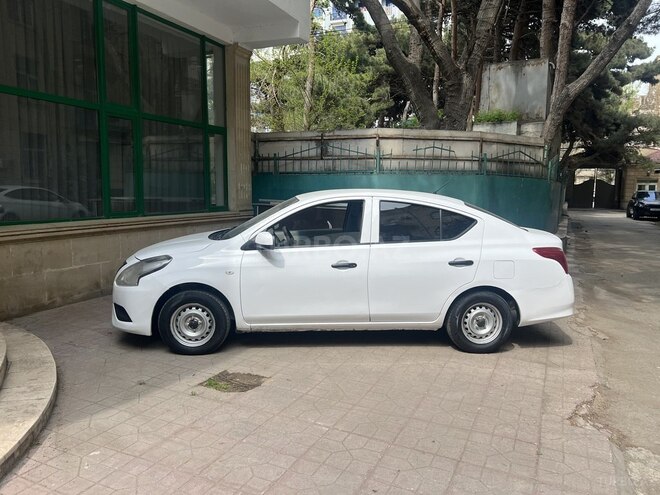 Nissan Sunny 2014, 210,000 km - 1.5 l - Bakı