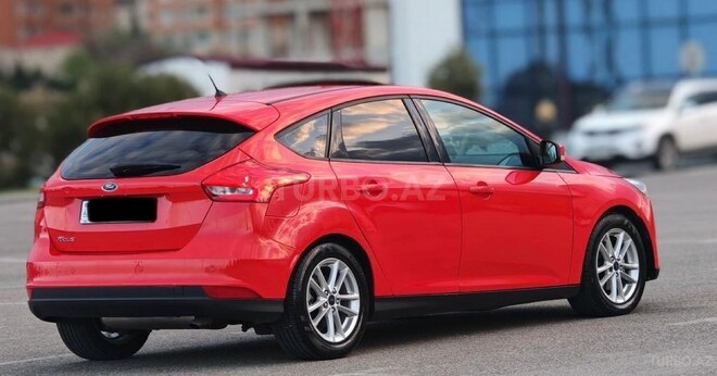 Ford Focus 2015, 130,000 km - 1.6 л - Bakı