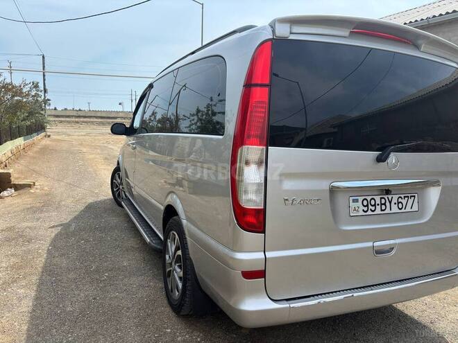 Mercedes Viano-8