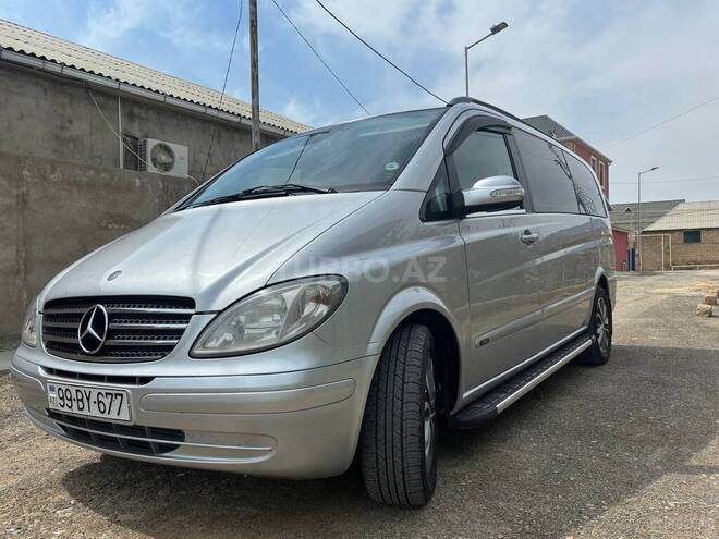 Mercedes Viano-4