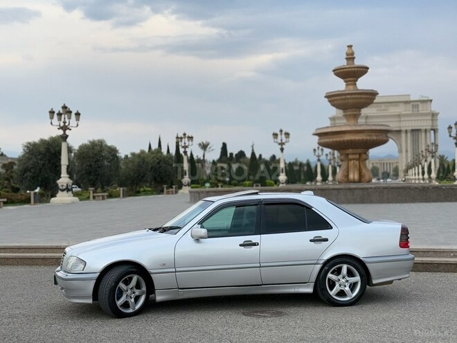 Mercedes C 200 2000, 371,000 km - 2.0 л - Gəncə