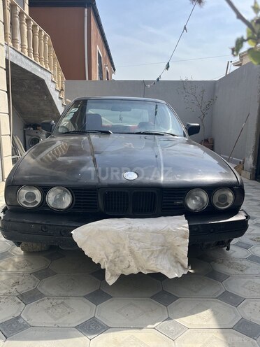 BMW 520 1990, 401,000 km - 2.0 l - Bakı