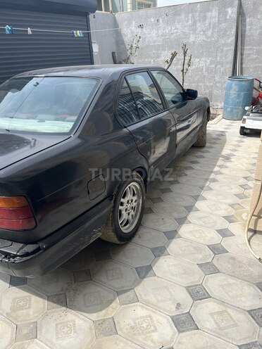 BMW 520 1990, 401,000 km - 2.0 l - Bakı