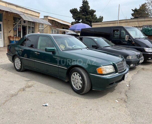 Mercedes C 230 2000, 177,028 km - 2.3 л - Şabran
