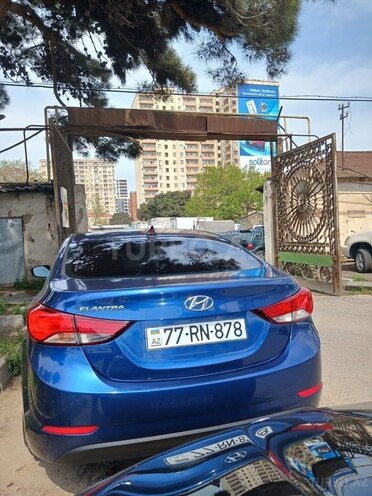 Hyundai Elantra 2015, 180,000 km - 1.8 l - Bakı