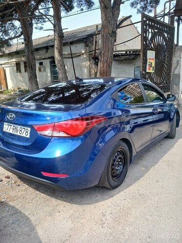 Hyundai Elantra 2015, 180,000 km - 1.8 l - Bakı