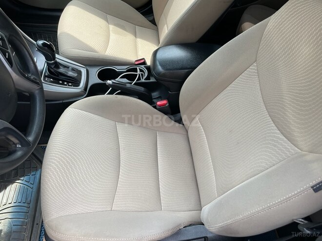 Hyundai Elantra 2015, 180,000 km - 1.8 l - Bakı